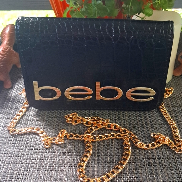 bebe Handbags - 🎆Sale NEW BEBE BLACK CROSSBODY OR CLUTCH EC
